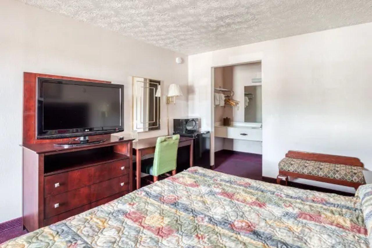 Oyo Hotel Decatur I-20 East & Wesley Club Dr Luaran gambar