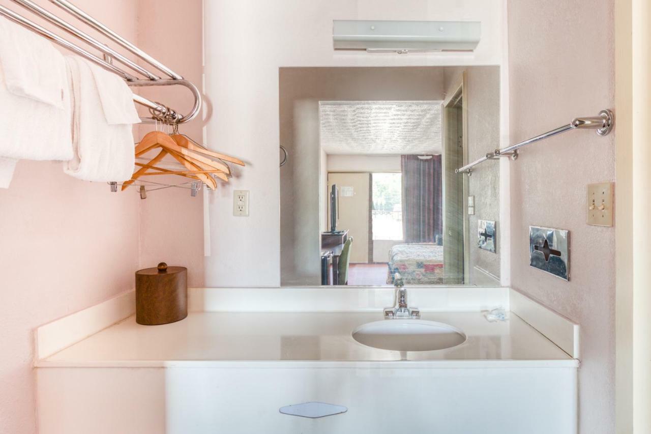 Oyo Hotel Decatur I-20 East & Wesley Club Dr Luaran gambar